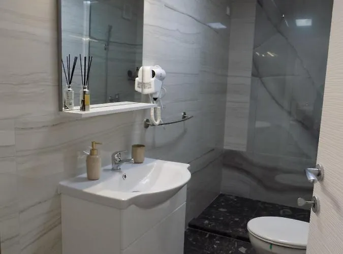 Gæstehus Casa Tiky 3*